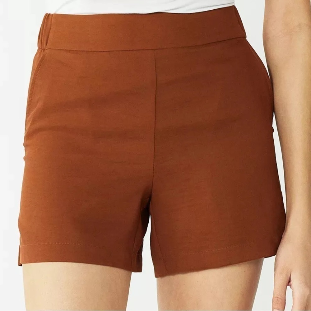 Nine West 
Brown Mid-Rise Pull-On Soft
Shorts Size XLarge